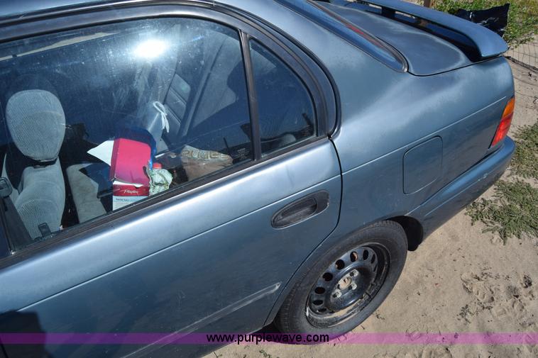 image for item J7091 1995 Toyota Corolla