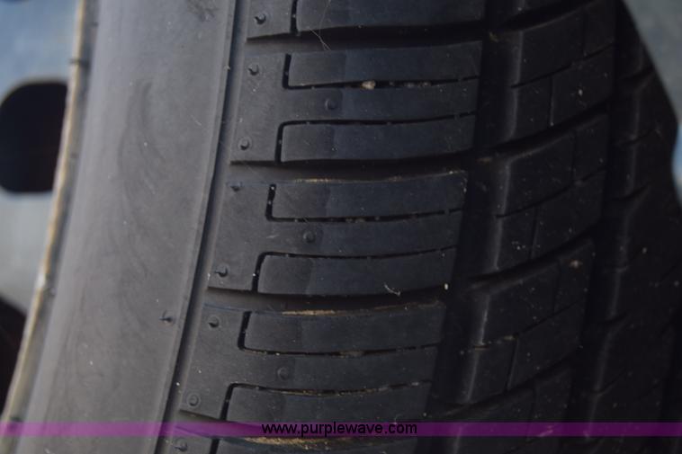 image for item J7091 1995 Toyota Corolla