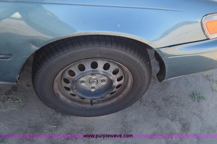 image for item J7091 1995 Toyota Corolla