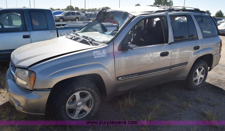 image for item J7093 2002 Chevrolet TrailBlazer SUV