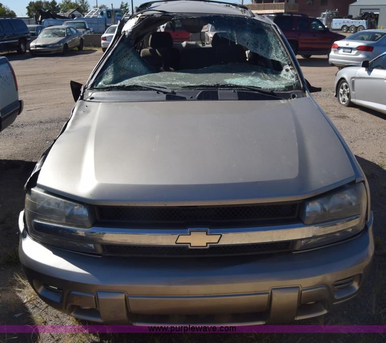 image for item J7093 2002 Chevrolet TrailBlazer SUV