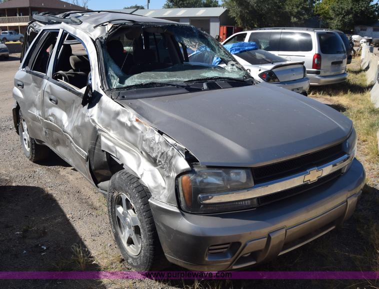 image for item J7093 2002 Chevrolet TrailBlazer SUV