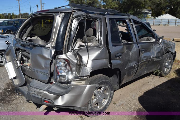 image for item J7093 2002 Chevrolet TrailBlazer SUV