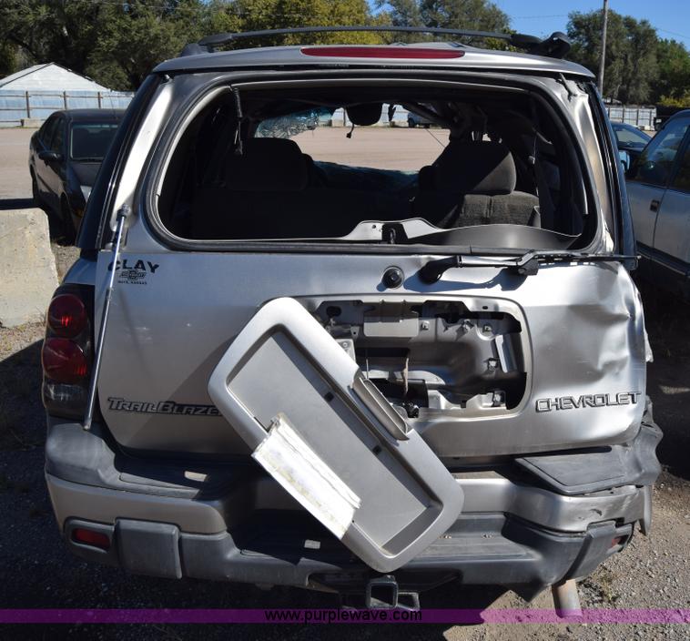 image for item J7093 2002 Chevrolet TrailBlazer SUV