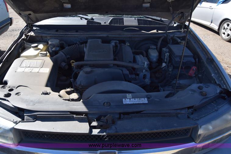 image for item J7093 2002 Chevrolet TrailBlazer SUV