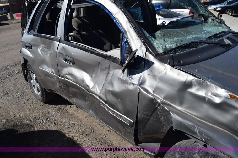 image for item J7093 2002 Chevrolet TrailBlazer SUV