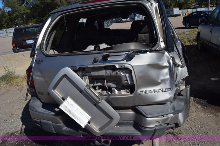 image for item J7093 2002 Chevrolet TrailBlazer SUV