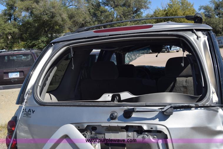 image for item J7093 2002 Chevrolet TrailBlazer SUV