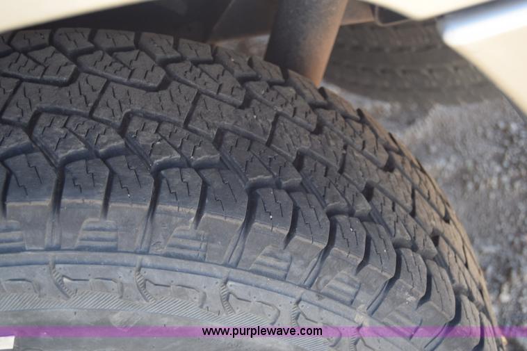 image for item J7093 2002 Chevrolet TrailBlazer SUV