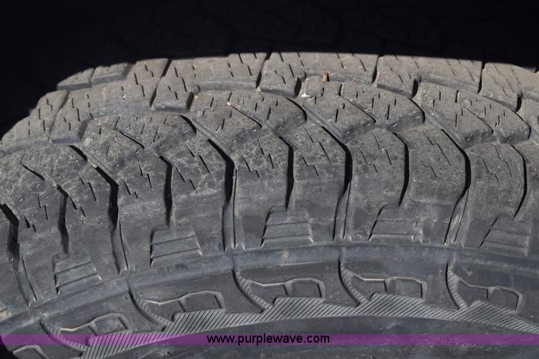 image for item J7093 2002 Chevrolet TrailBlazer SUV