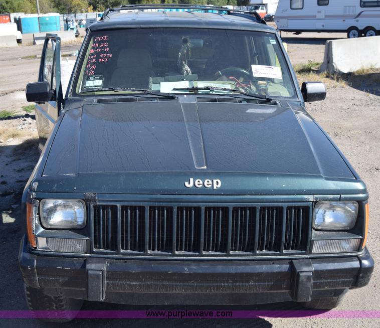 image for item J7096 1994 Jeep Cherokee