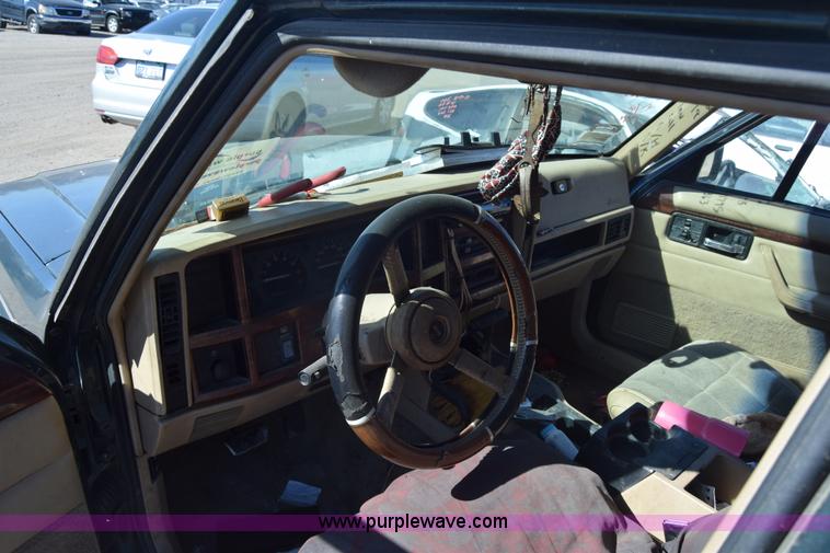 image for item J7096 1994 Jeep Cherokee