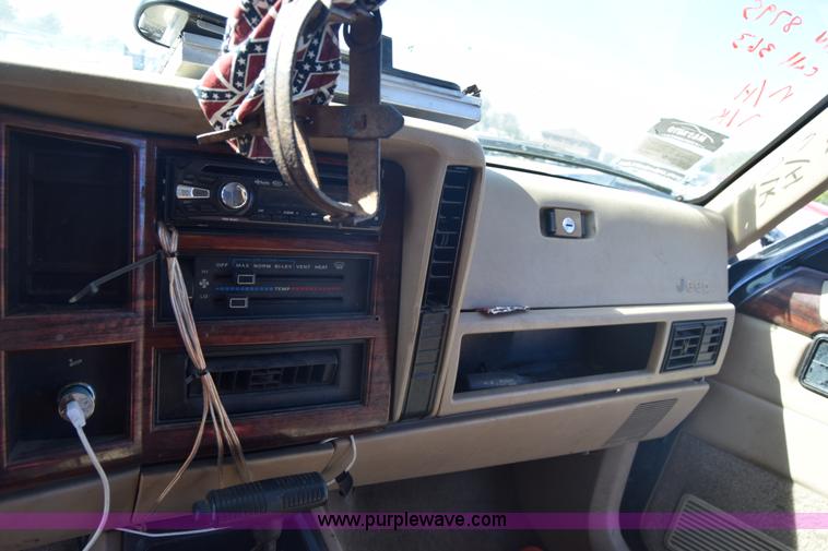 image for item J7096 1994 Jeep Cherokee