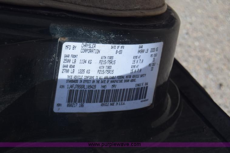 image for item J7096 1994 Jeep Cherokee