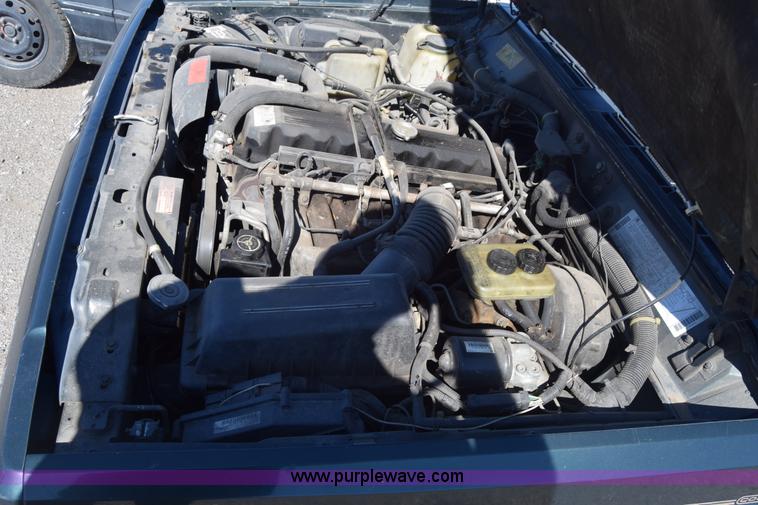 image for item J7096 1994 Jeep Cherokee