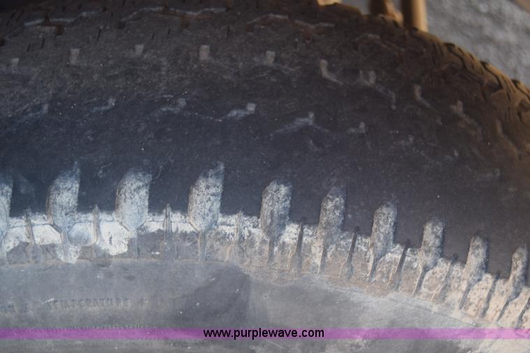 image for item J7096 1994 Jeep Cherokee