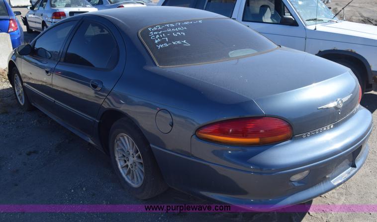 image for item J7099 2002 Chrysler Concorde LXI