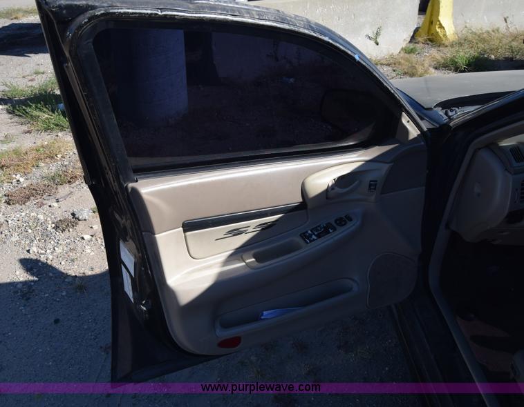 image for item J7101 2005 Chevrolet Impala SS