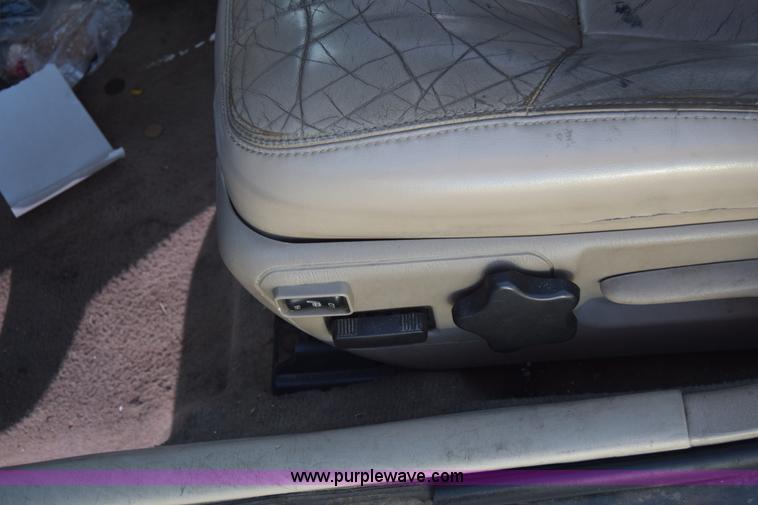 image for item J7101 2005 Chevrolet Impala SS