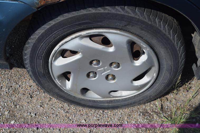 image for item J7236 1997 Honda Civic LX