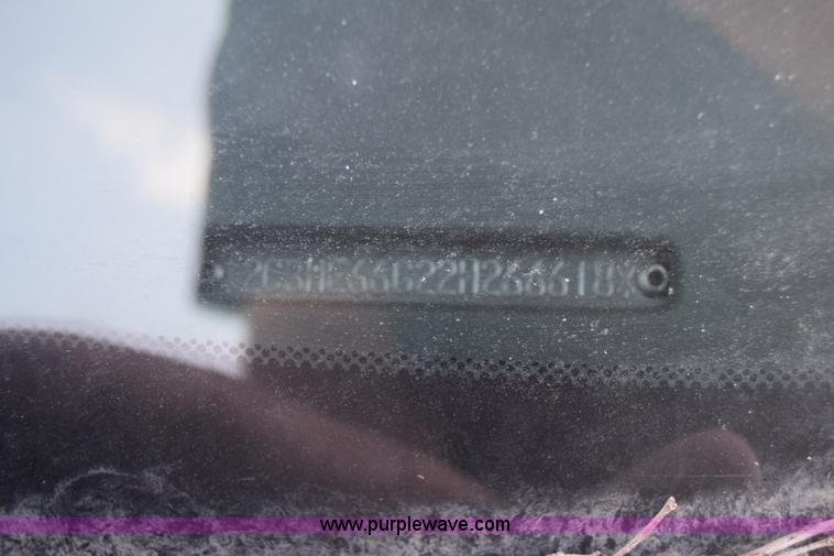 image for item J7238 2002 Chrysler 300M