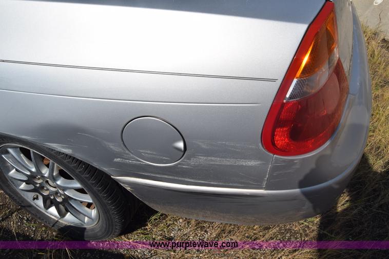 image for item J7238 2002 Chrysler 300M