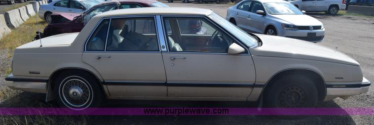 image for item J7239 1986 Buick LeSabre Limited