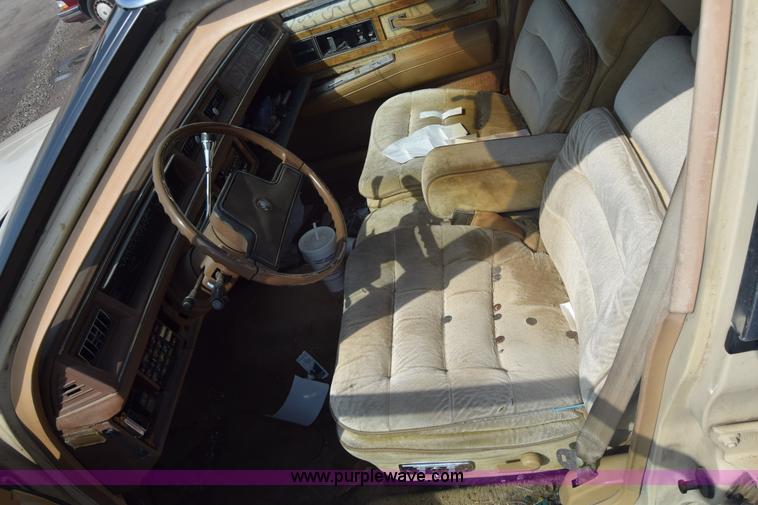 image for item J7239 1986 Buick LeSabre Limited