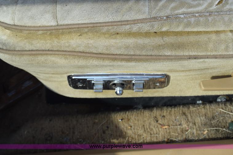 image for item J7239 1986 Buick LeSabre Limited