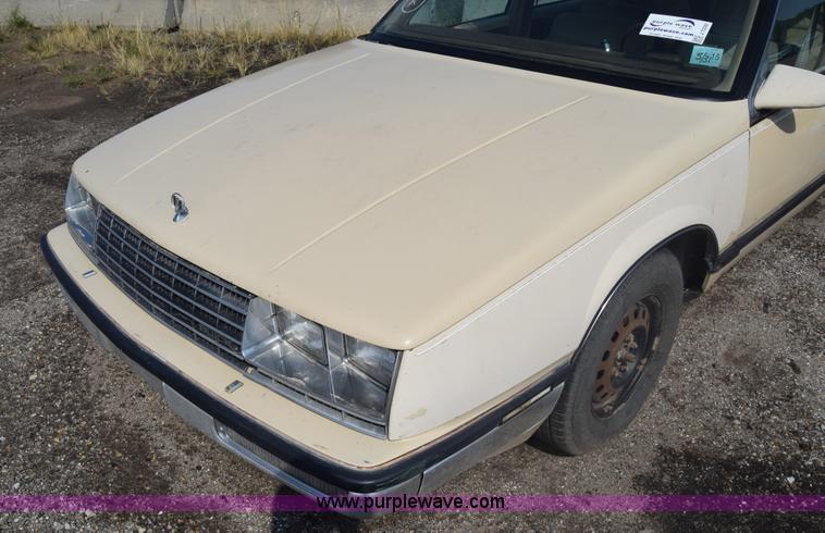 image for item J7239 1986 Buick LeSabre Limited