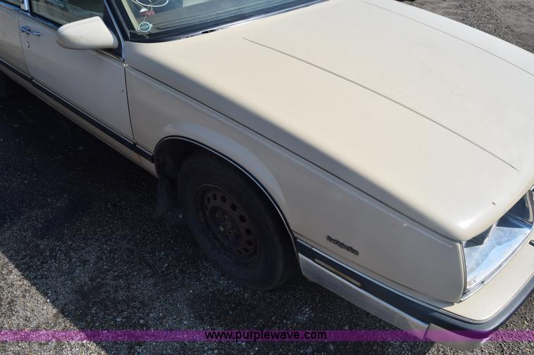 image for item J7239 1986 Buick LeSabre Limited