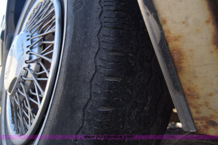 image for item J7239 1986 Buick LeSabre Limited