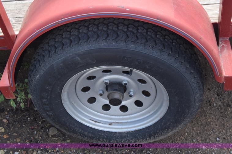 image for item J7245 2007 Road Clipper utility trailer