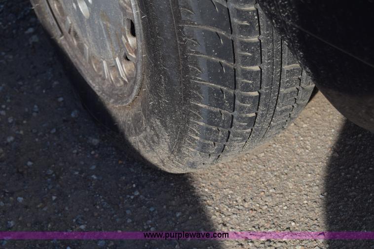 image for item J8010 1982 Mercedes Benz 300 SD