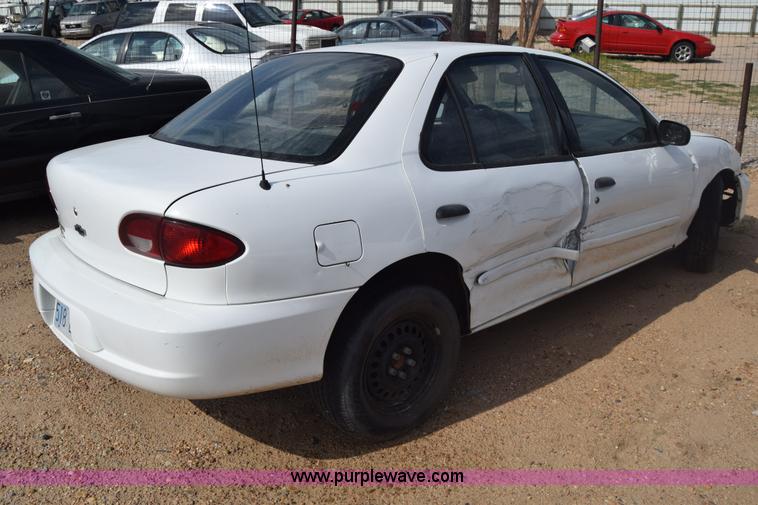 image for item J8011 2002 Chevrolet Cavalier