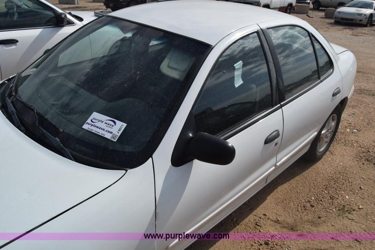 image for item J8011 2002 Chevrolet Cavalier