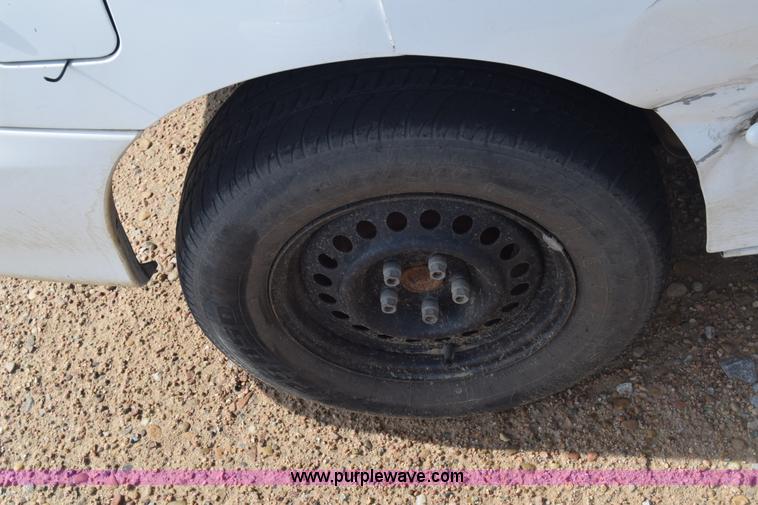 image for item J8011 2002 Chevrolet Cavalier