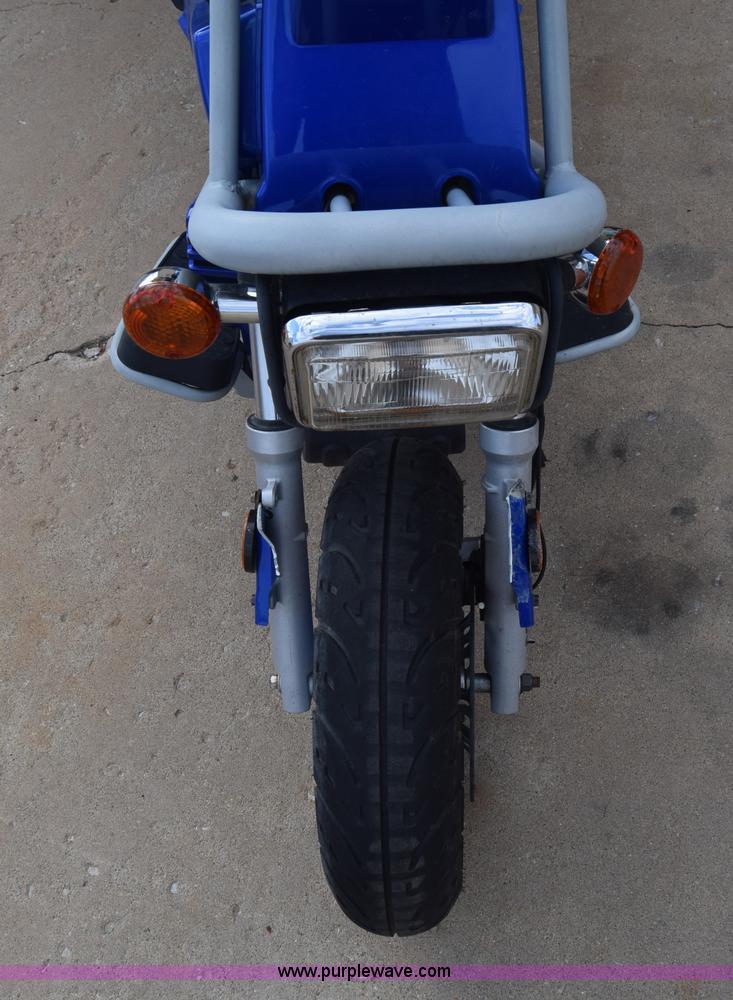 image for item J8014 2007 Basham MC60 moped