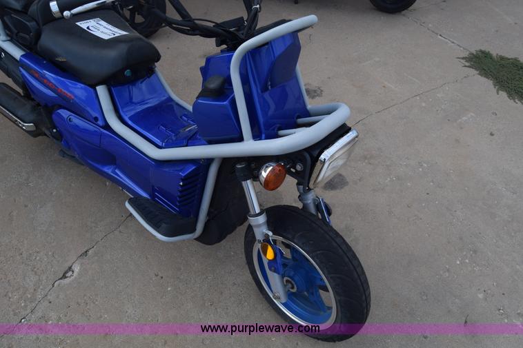 image for item J8014 2007 Basham MC60 moped