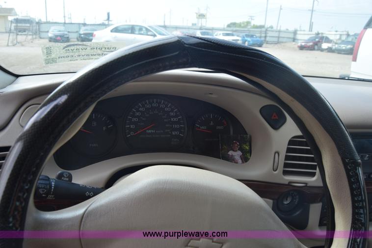 image for item J8016 2005 Chevrolet Impala