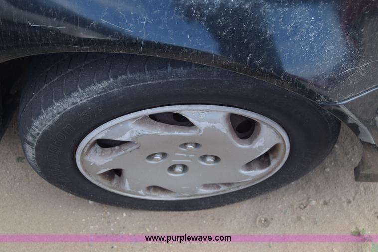 image for item J8017 1997 Honda Civic