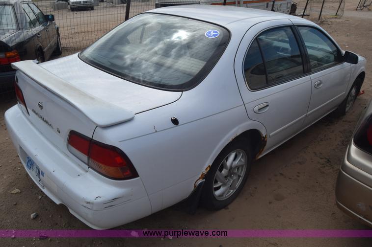 image for item J8018 1997 Nissan Maxima