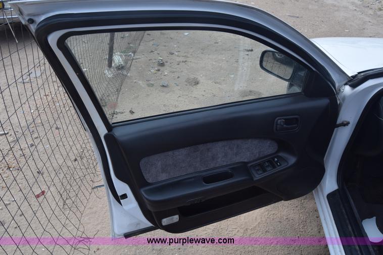 image for item J8018 1997 Nissan Maxima