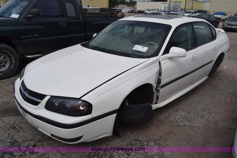 image for item J8020 2003 Chevrolet Impala LS