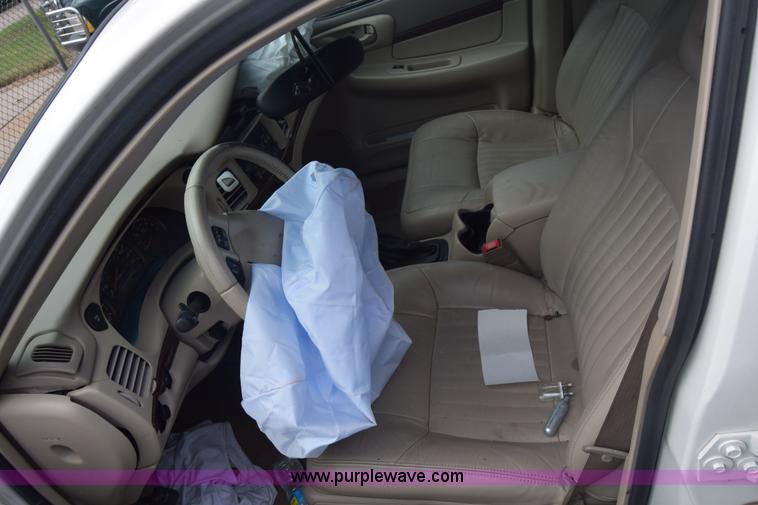 image for item J8020 2003 Chevrolet Impala LS