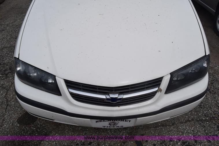 image for item J8020 2003 Chevrolet Impala LS