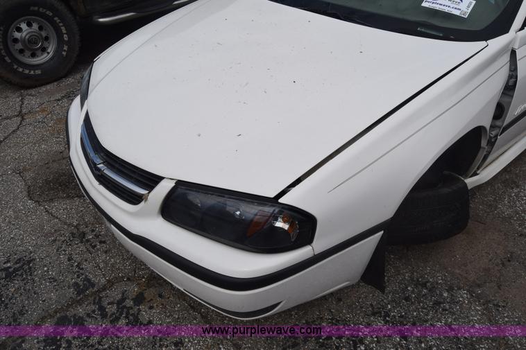 image for item J8020 2003 Chevrolet Impala LS