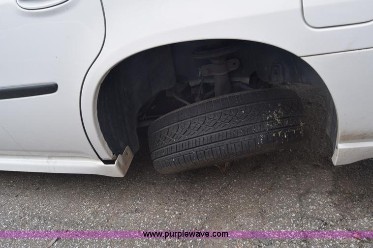 image for item J8020 2003 Chevrolet Impala LS