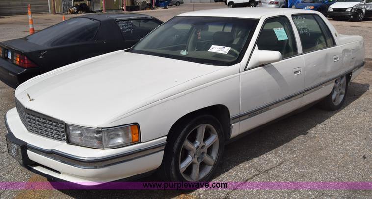 image for item J8022 1995 Cadillac DeVille