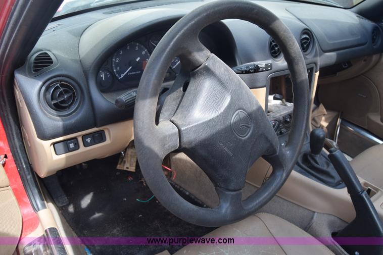 image for item J8023 1999 Mazda MX-5 Miata